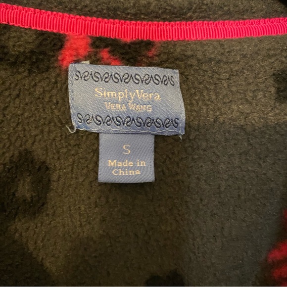 Vera Wang Floral Printed Fleece Pajama Set - Picture 4 of 4